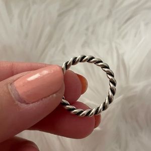 Pandora ring